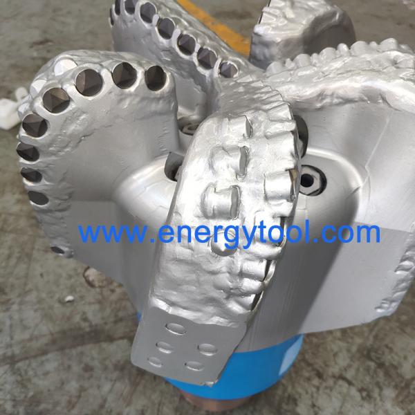 API Herramienta de perforación de diamantes de 13 a 4 pulgadas S516 PDC Perforación de roca