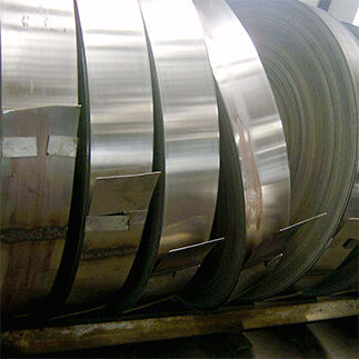 Largura personalizada 40mm-3500mm Q235 Q345 Q195 DC52D S235jr Carbon Steel Strip Coil