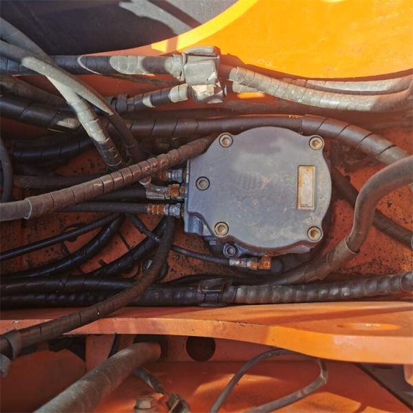 Used Excavator Hitachi ZX60 6 Ton Japan Original Good Condition Earth-Moving Machinery