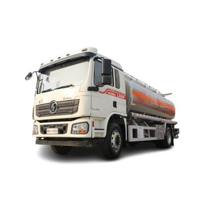 Howo Camiões-tanque de petróleo para entrega de combustível rural Camião-tanque de petróleo Trailer 30cube