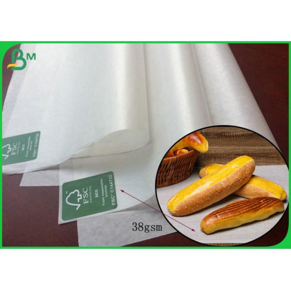 papel branco do forro do queque 38GSM com o produto comestível certificado cozendo