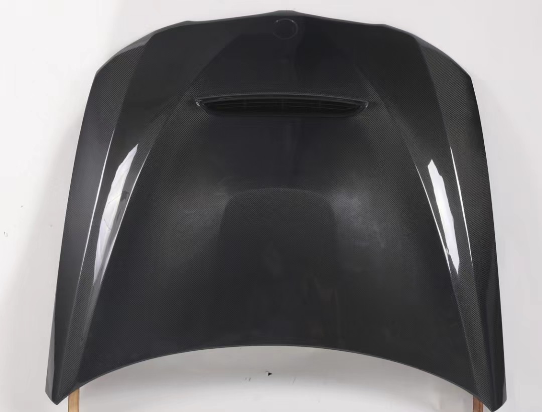 Lightweight Carbon Fiber Hood for BMW E92 M3 V Modification Durable and Year 2005-2013