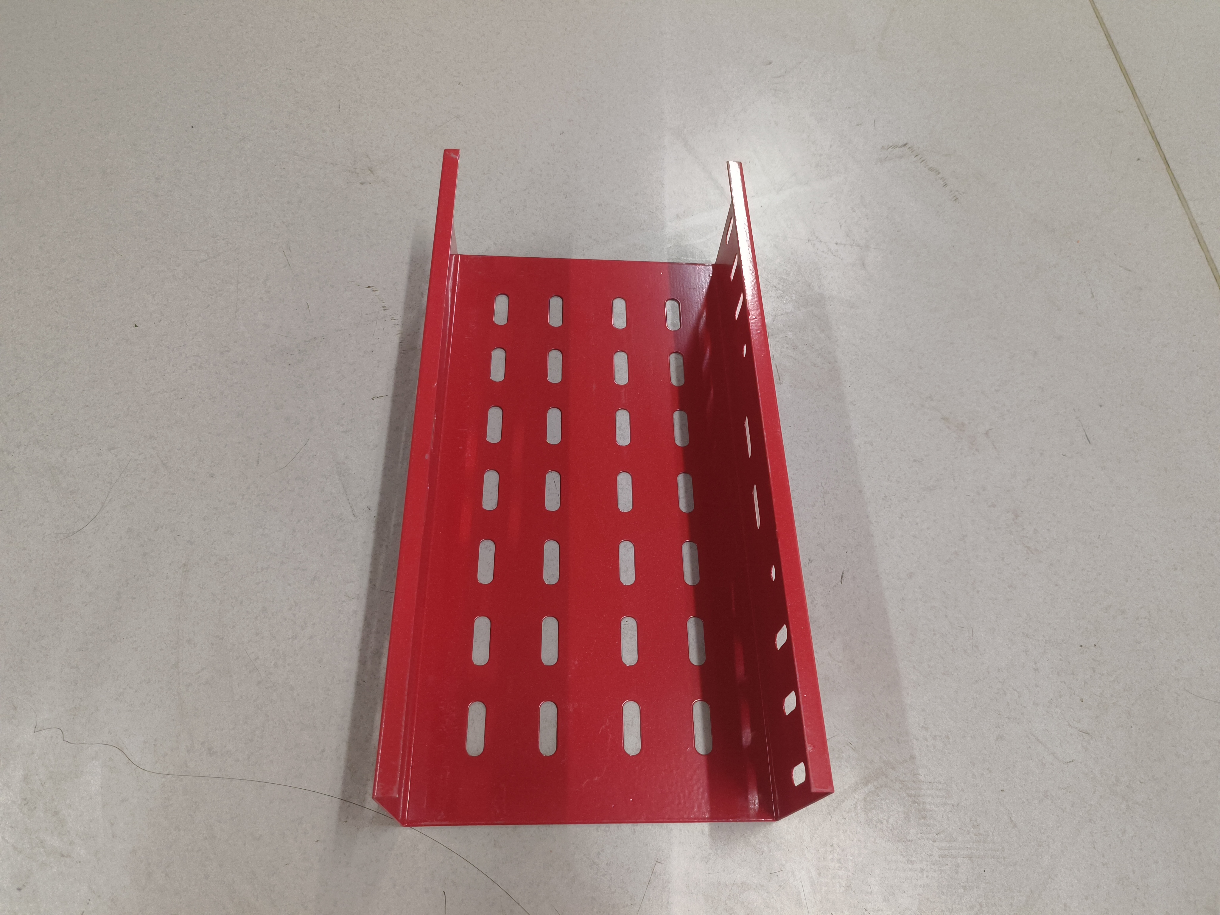 Custom Size Ventilated Steel Cable Tray Multiple Surface Finishes Industrial Wiring