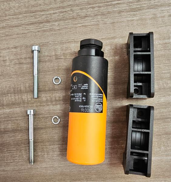 Durable IFM Inductive Sensor IB0016 IBE2020 with 20mm Sensing Range and Short-Circuit Proof Protection