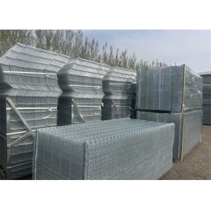 3D Curvy Fence 55*200mm Mesh Hole 3.5mm Wire Diameter For Residential Site