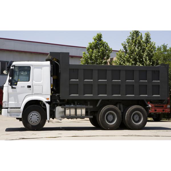 Tipper Dump Truck SINOTRUK HOWO 10 wheels can load 25-40tons Sand or Stones