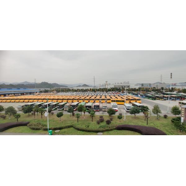 Dongfeng Euro4 LHD Desert Truck 6x6 Off Road с платформенной камерой и производительностью