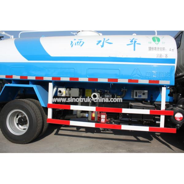 Реклама обязанности света 4С2 основания колеса 3360мм перевозит танк на грузовиках 10КБМ для спринклера воды