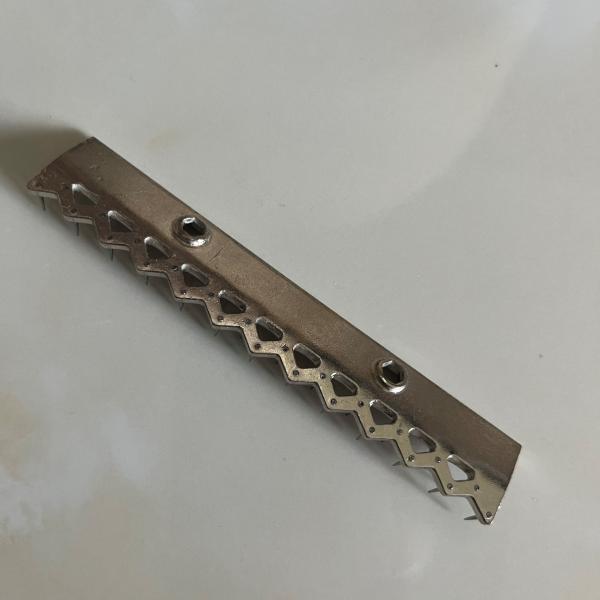 Peças da máquina de acabamento têxtil Stenter Pin Bar 52 Instalação Centro Distância Agulha Placa 26 Pins Placa de cobre