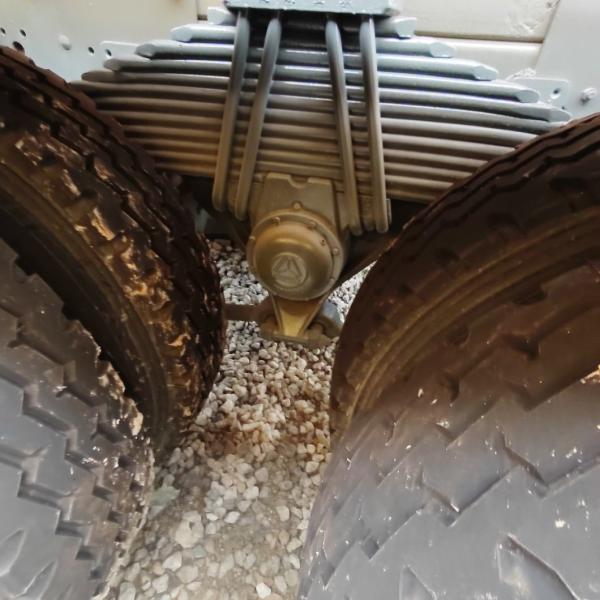 Hydraulic Steering with Power Assistance Sinotruk HOWO 6X4 Cargo Transport Mixer Sale
