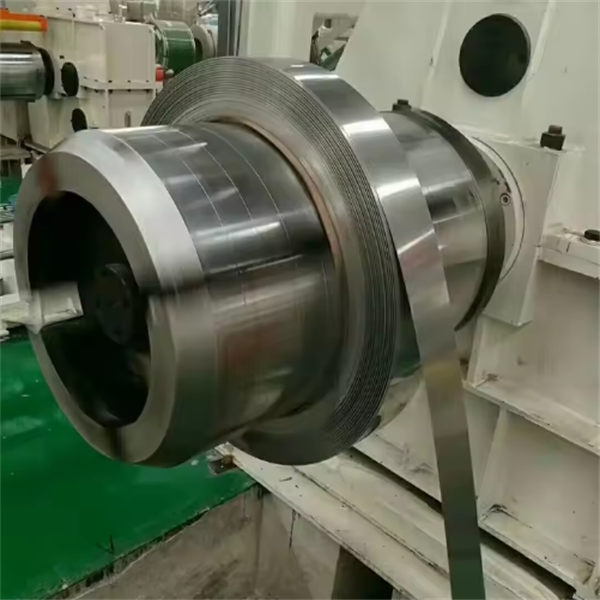 Banda de bobina de acero inoxidable AISI 316L 0.1mm-2mm de alto brillo longitud personalizada
