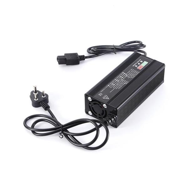 chargeur de batterie au plomb de lion de 36v15a 42V 36volt 10s pour le chargeur électrique de moto