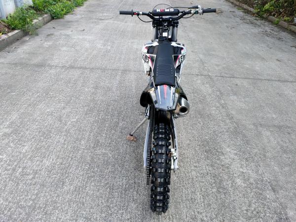 Motocross Bike with 300cc Water Cooled Enduro Bike for MX Supercross Adjustable Shock Trail Bike Enduro for Wheelie and Jump