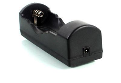Balck 18650 26650 Battery Charger , 3.5mm Lithium Two Battery Chargers