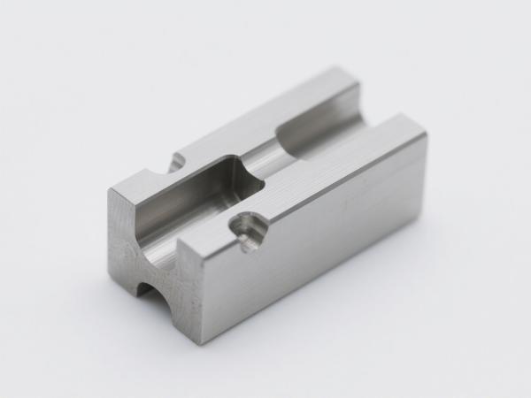  Slot Milling Part Alloy Steel CNC Machining Precision Parts Customized Industrial Manufacturing