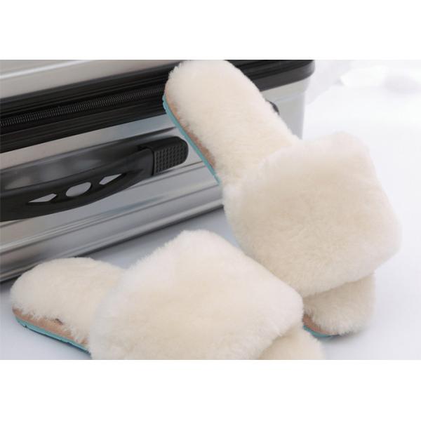 Свет - тапочки темпового сальто сальто серого Ламбсвоол пушистые, тапочки овчины женщин Баклесс