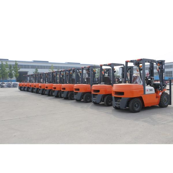 3.5 Ton Steel and Rubber Forklift Suitable for Various Country Markets CE ISO Approved