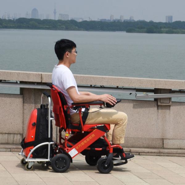 ISO13485 220lb Classic Foldable Electric Wheelchair