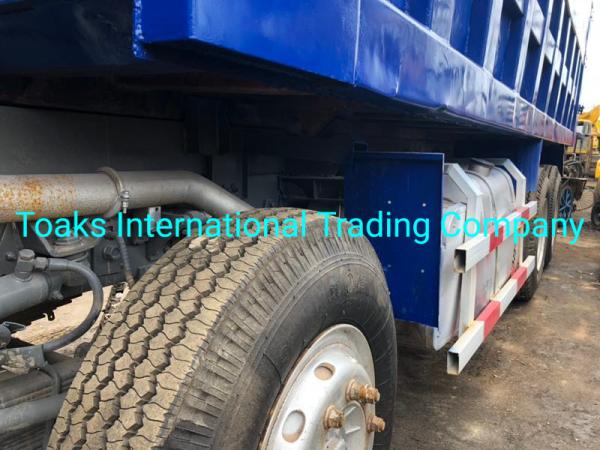                  Used HOWO 3 Axles 12-Wheel Dump Truck for Sale             