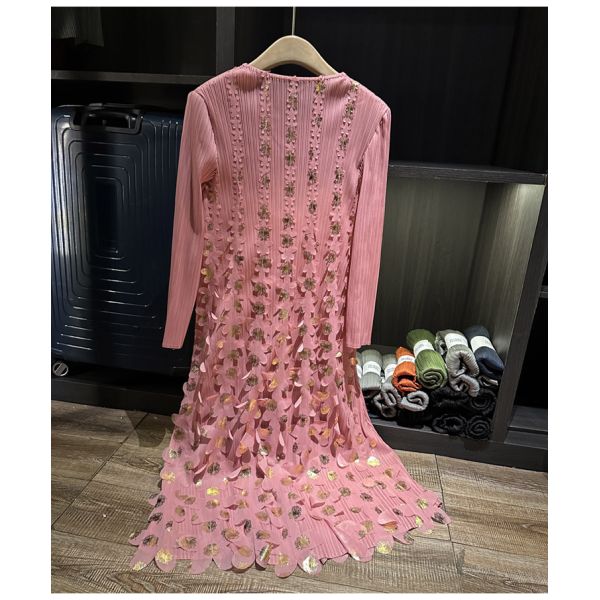 High-End Luxury Short-Sleeved Summer Dress New Gold Stamping Sequin V-Neck Gown Pleated Texture Casual Midi-Length Woven Chiffon