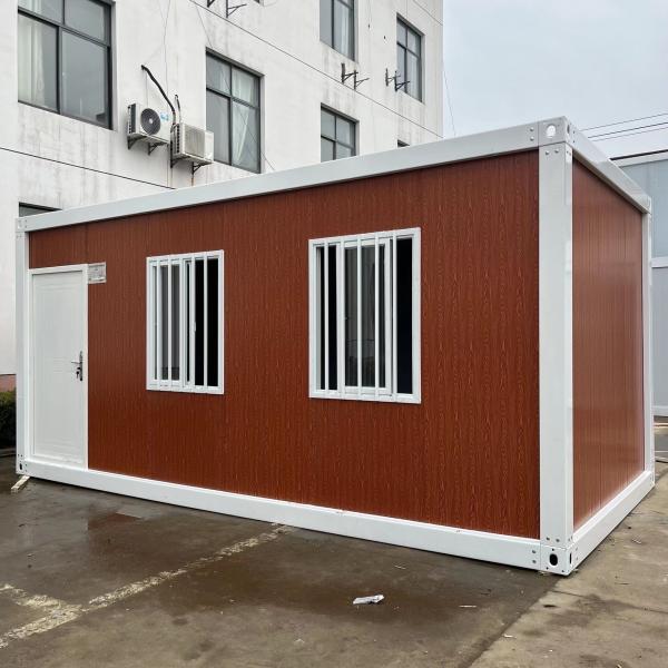 Outdoor Modern Movable Prefab Bungalow Detachable Container House with Wall Material of 50mm EPS/rockwool