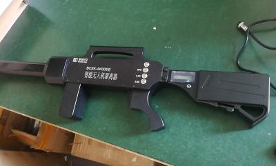 UAV reaction equipment 900m / 1.5g/2.4g/5.8g electromagnetic wave emission drives away the returning UAV aircraft