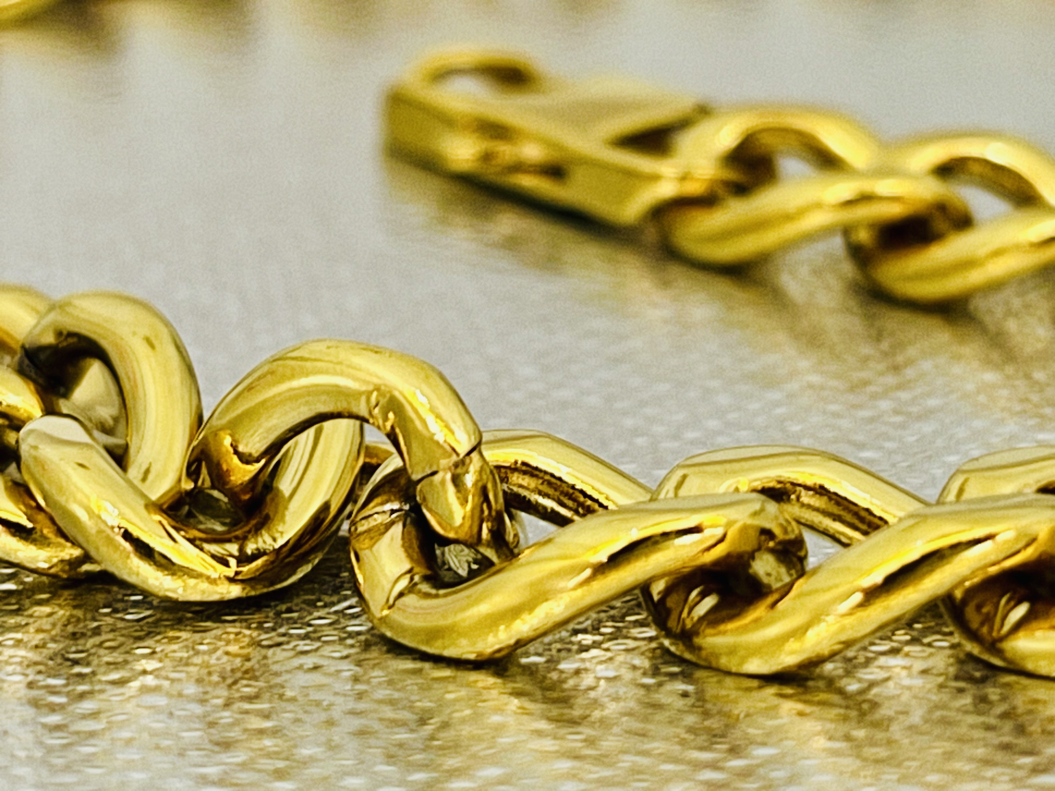 Exquisite Jewelry Ornaments PVD Plating Anti-tarnish Scratch Resistant Luxury Accessories
