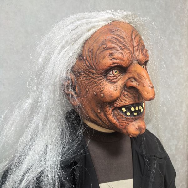 Terrifying Witch Mask - Long Grey Hair & Wrinkled Skin for Halloween Cosplay
