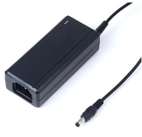 AC DC power adapter 2A 2.5A 3A wall mount power supply for CCTV LED strips with UL CE