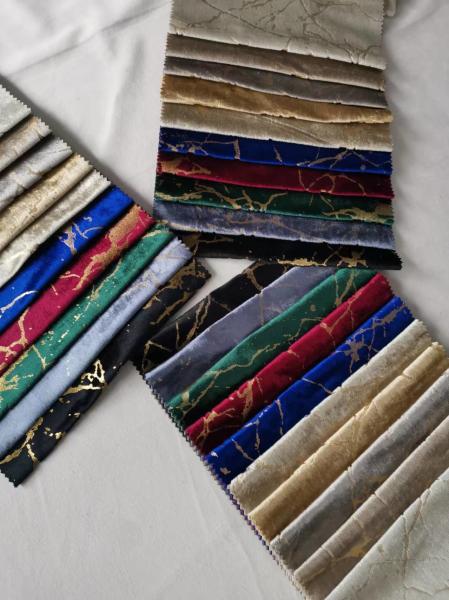 Soft Wrinkle Resistant Foiled Velvet Fabric Metallic Foil Fabric High Density