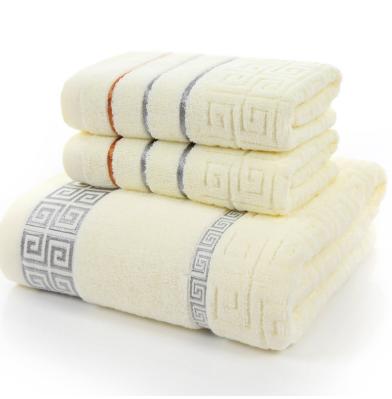 Luxurious Microfiber Bath Towel Soft Durable Absorbent Quick Dry Easy Care