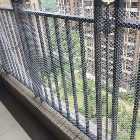 Green And Black Plastic Mesh Roll PP And PE For Balcony Fence Net