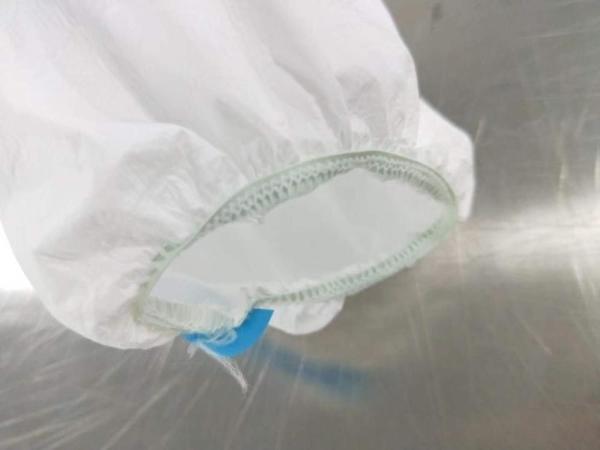 Lightweight Disposable Protective Suit For Laboratories Workshops Construction Sites