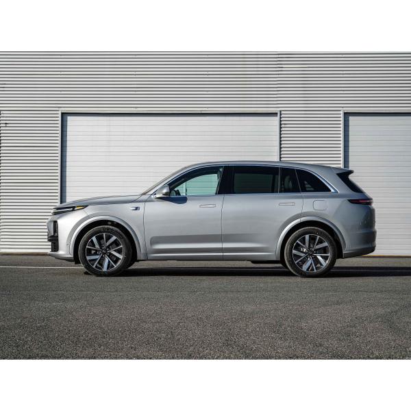 Li L7 Leading Ideal Automobile EV Car 0.5 Hour Charging Time 100% Electric Fuel Made