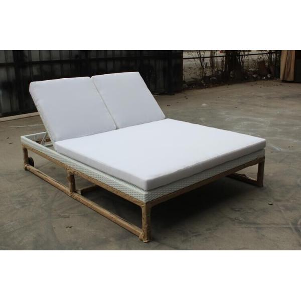 Yoshen outdoor SS metal sun lounger rattan/wicker chaise lounger daybed-6068-1