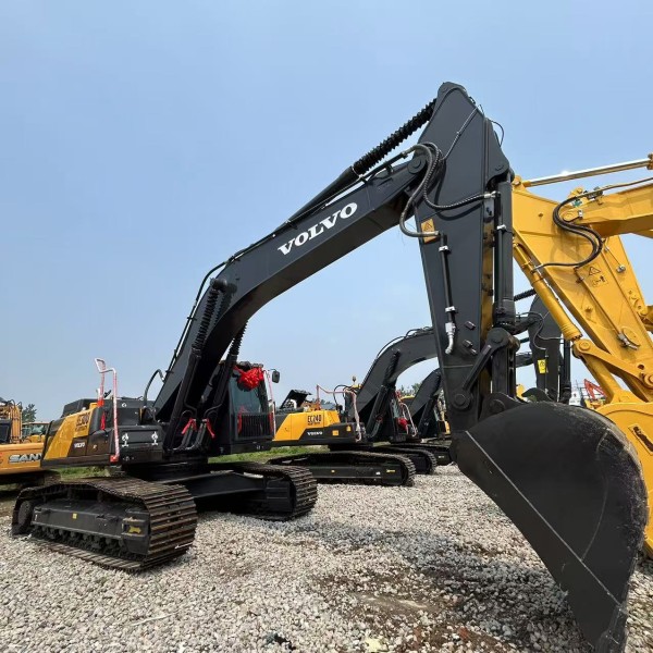 Used Volvo 300 Perfect Condition 30 Ton Crawler Excavator Kawasaki Hydraulic Valve Gear Bearing Perfect Engine Used Excavator