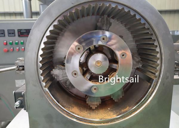 CE Dried Moringa Leaf Grinding Machine 10 To 120 Mesh Powder Fineness