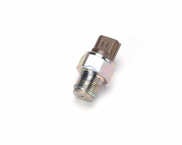 VHS227621070 Common Rail Pressure Sensor