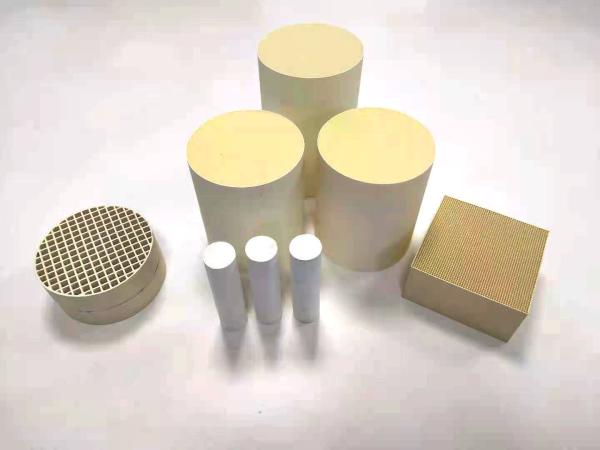 Car Engine Exhaust SCR Denox Catalyst (200 CPI) – Manufacturers