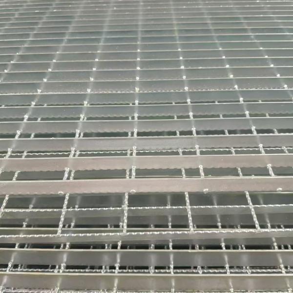 Aluminum-Framed Steel Gratings: Lightweight, Corrosion-Resistant Design