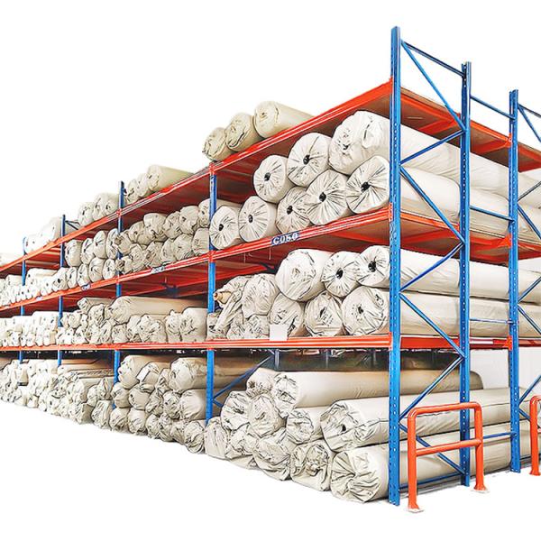 Estantes industriais de armazenagem de metais, revestidos com pó