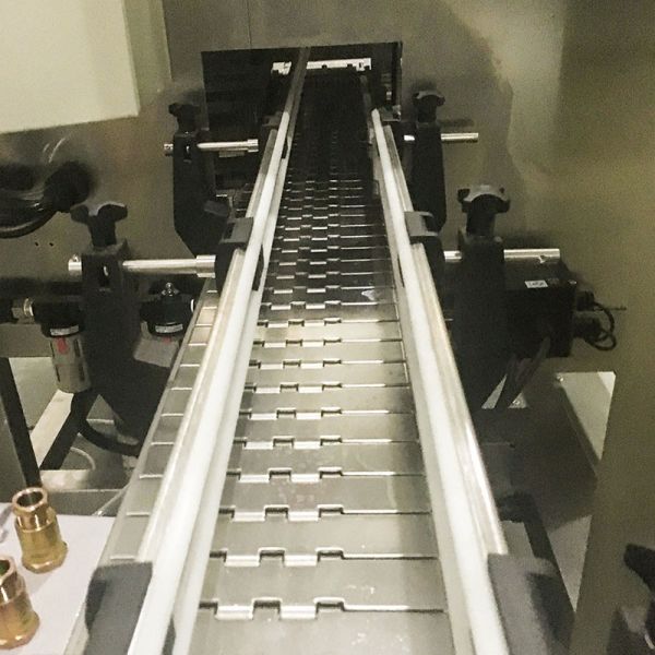 18-40L Electric Fully Automatic Chemical Liquid Jerry Can Filling Palletizing Wrapping Line 4-6 Head Motor Bearing Oil Plastic