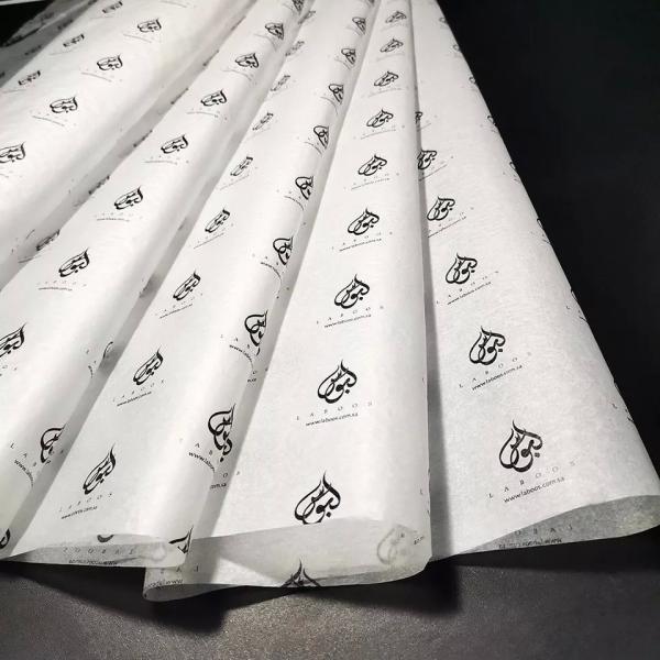 Saco/jóias de papel de seda branco e dourado da marca para bolsa feminina/jóias