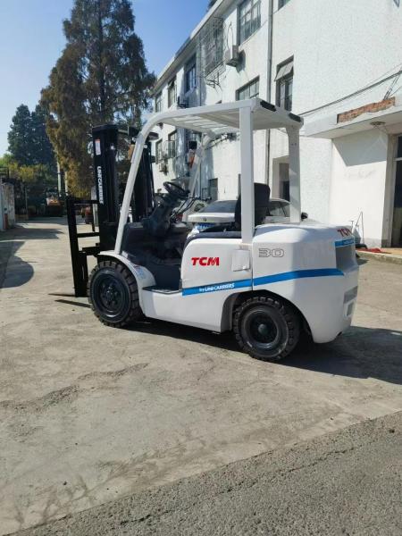 Equipamento e máquinas de construção usados para empilhadeiras TCM 30