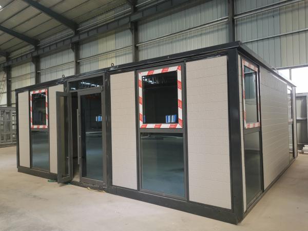 Space Capsule Container House Prefab Modular Hotel with Glass Wool Insulation