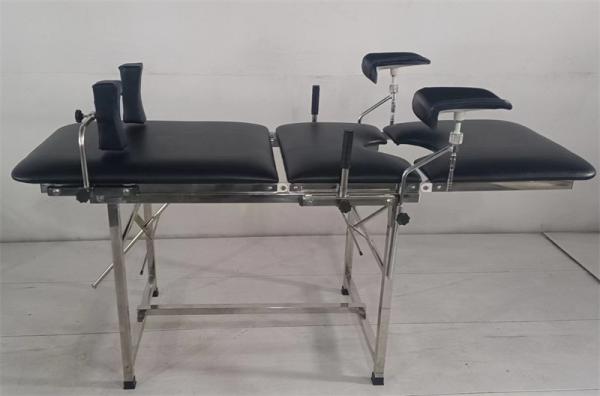 Medical Gynaecological Examination Bed Knock Down Construction Adjustable 150KG Load
