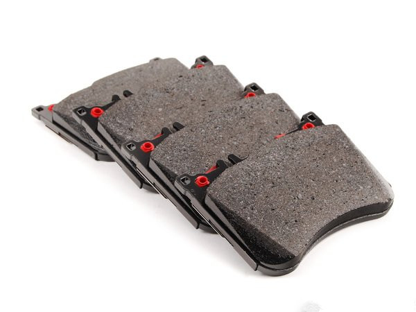A0084200220 Front Brake Pads  For  Mercedes Benz W222 S-Class E 300 E 4MATIC