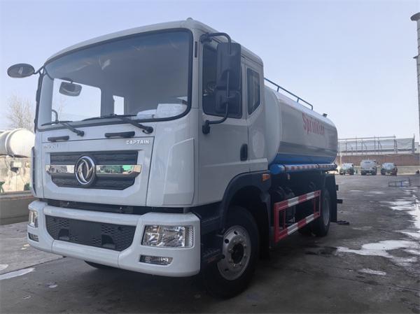 Made in Hubei Factory 15000L Sprinkler Truck Remote Control Water Bowser Truck
