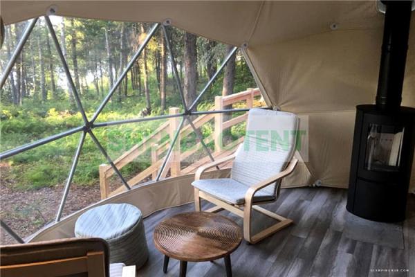 Two Guest Waterproof Dome Tent Custom Designs Camping House Heat Proof Aluminium Layer