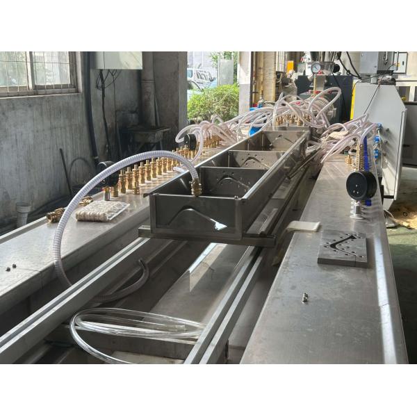 Cadena de producción formada especial de la protuberancia del perfil del PVC 22KW 1180M M
